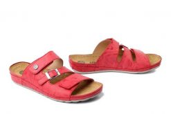 DR. BRINKMANN 700745-04 rot, klapki damskie. Czerwone klapki damskie Dr. Brinkmann, bez wzorów, ze skóry, bez obcasa, bez zapięcia. Za 309.90 zł.