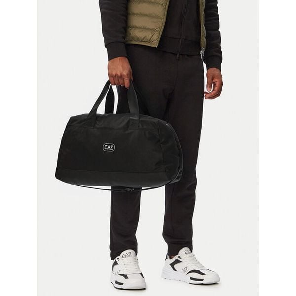 Torba sportowa EA7 Emporio Armani. Czarne torby sportowe EA7 Emporio Armani, bez wzorów. Za 414.99 zł.