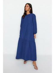Trendyol Sukienka w kolorze niebieskim rozmiar: 44. Niebieskie sukienki damskie Trendyol, bez wzorów, z bawełny, bez ramiączek. Za 90.45 zł.