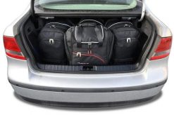 Torby Do Bagażnika Saab 9-3 Sportsedan 2002-2014 4Szt Kjust. Czarne torby podróżne KJUST, bez wzorów, z kauczuku. Za 1,250.00 zł.