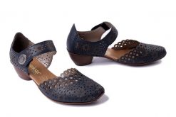 RIEKER 43753-14 blue, czółenka damskie. Niebieskie czółenka damskie Rieker, bez wzorów, bez obcasa, na obcasie. Za 271.92 zł.