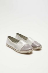 Espadryle z połyskiem. Szare espadryle damskie MOODO, bez wzorów, z bawełny, bez obcasa. W wyprzedaży za 20.99 zł.