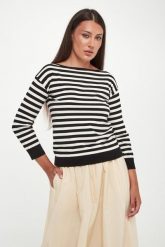 Sweter damski Stecca WEEKEND MAX MARA. Swetry klasyczne damskie Weekend Max Mara, s, bez kołnierzyka. Za 839.00 zł.