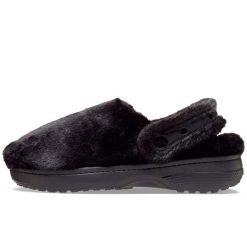 Klapki Crocs Classic Unfurgettable Clog Dorośli. Czarne klapki damskie Crocs, bez wzorów, z materiału, bez obcasa, bez zapięcia. Za 362.99 zł.