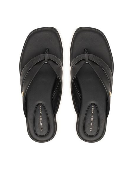 Tommy Hilfiger Japonki FW0FW09216 Czarny. Czarne klapki damskie Tommy Hilfiger, bez wzorów, ze skóry, bez obcasa, bez zapięcia. Za 229.99 zł.