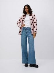 Jeansy z paskiem - niebieski. Niebieskie jeansy damskie Reserved. Za 159.99 zł.