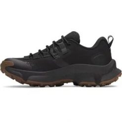 Damskie buty trekkingowe Under Armour Expanse. Czarne obuwie trekkingowe damskie Under Armour, bez zapięcia. Za 481.35 zł.