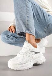 Białe Sneakersy z Ozdobnymi Paskami Xerraza. Białe obuwie sportowe damskie Renee, z jeansu, bez zapięcia. Za 99.99 zł.