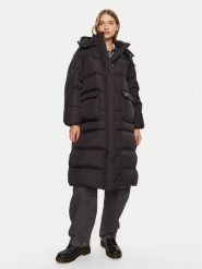 Levi's® Płaszcz zimowy Western Bubble A8529-0000 Czarny Regular Fit. Czarne płaszcze damskie na zimę, s, bez wzorów, z syntetyku, bez kaptura. Za 1,299.00 zł.