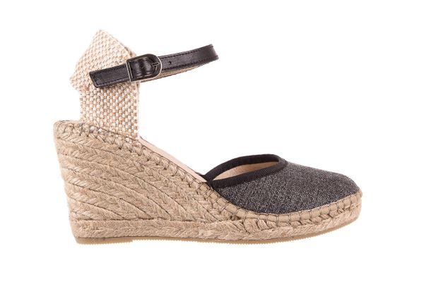 Espadryle Bayla-115 402009 Lory Negro, Czarny/Srebrny, Materiał - 40. Czarne espadryle damskie Bayla, bez wzorów, z materiału, bez obcasa, na koturnie. W wyprzedaży za 62.10 zł.