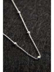 Lodie Silver Srebrny naszyjnik z elementami ozdobnymi - dł. 43 cm rozmiar: onesize. Szare naszyjniki damskie Lodie Silver, srebrne. Za 61.95 zł.