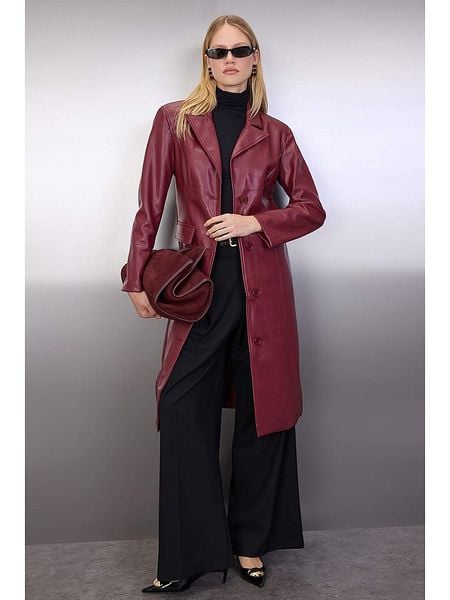 Trendyol Płaszcz w kolorze bordowym ze skóry syntetycznej rozmiar: L. Czerwone płaszcze damskie Trendyol, l, bez wzorów, ze skóry, bez kaptura. Za 245.38 zł.