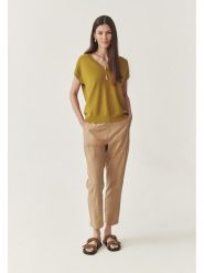 TATUUM Sweter w kolorze musztardowym rozmiar: L. Żółte swetry klasyczne damskie TATUUM, l, bez kołnierzyka. Za 127.65 zł.