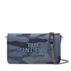Torebka Marc Jacobs. Niebieskie torebki wieczorowe damskie Marc Jacobs, bez wzorów, bez dodatków. Za 729.99 zł.