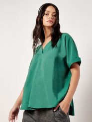 Apricot Bluzka w kolorze zielonym rozmiar: XL. Zielone bluzki damskie Apricot, xl, bez wzorów, bez kołnierzyka, bez ramiączek. Za 65.23 zł.