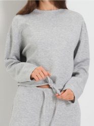 Bluza crewneck z domieszką wiskozy - szary. Szare bluzy damskie Sinsay, l, bez wzorów, z wiskozy, bez kaptura. Za 49.99 zł.