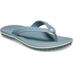 Japonki damskie Crocs Flip. Niebieskie klapki damskie Crocs, bez wzorów, z materiału, bez obcasa, bez zapięcia. Za 169.99 zł.