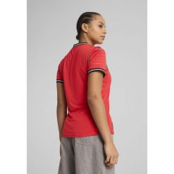 Damska koszulka domowa drużyny kobiet Portugalia 2025 PUMA. Czerwone bluzki damskie Puma, xl, bez wzorów, bez kołnierzyka, bez ramiączek. Za 419.00 zł.