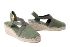 TONI PONS TER forest, sandały damskie. Zielone sandały damskie Toni Pons, bez wzorów, bez obcasa, bez zapięcia. Za 259.90 zł.