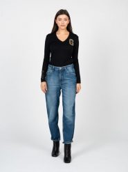 Guess Jeansy Mom Fit | W2RA21D3Y0V | Kobieta | Niebieski. Niebieskie jeansy damskie Guess, z podwyższonym stanem. W wyprzedaży za 289.00 zł.
