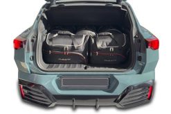 Torby Do Bagażnika Bmw X2 Mhev 2023+ 5Szt Kjust. Czarne torby podróżne KJUST, bez wzorów, z kauczuku. Za 1,515.00 zł.