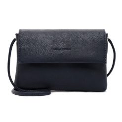 Emily & Noah Torebka Naramienna E&N Emma Szlafroki i ręczniki 1 ct Damski. Szlafroki damskie Emily & Noah, z aplikacjami, z materiału, bez kaptura. Za 119.99 zł.