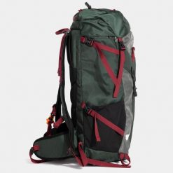 Plecak trekkingowy Joma Explorer 55 l. Zielone plecaki Joma, bez wzorów. W wyprzedaży za 226.50 zł.