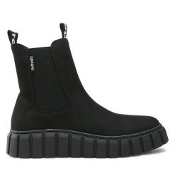 Botki Refresh. Czarne botki damskie Refresh, bez obcasa, na płaskiej podeszwie, bez zapięcia. Za 219.99 zł.
