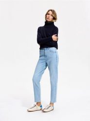 Jeansy mom comfort - niebieski. Niebieskie jeansy damskie Reserved. Za 129.99 zł.