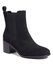 Sixth Sens Botki w kolorze czarnym rozmiar: 39. Czarne botki damskie Sixth Sens, bez obcasa, bez zapięcia. Za 165.99 zł.