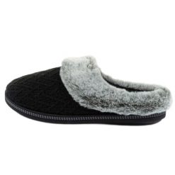 Kapcie Damskie Ocieplane Skechers 167225/BLK czarne. Czarne kapcie damskie z gumy. Za 283.73 zł.