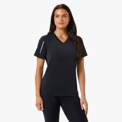 Koszulka → trening → damska → Swedemount → Core Training Tee → szybkoschnąca. Czarne bluzki damskie SWEDEMOUNT, bez wzorów, z syntetyku, sportowe, bez kołnierzyka, bez ramiączek. W wyprzedaży za 57.00 zł.