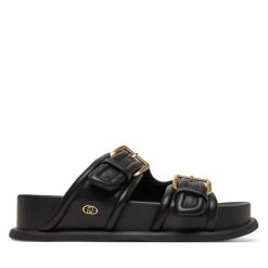 Klapki Liu Jo. Czarne klapki damskie Liu Jo, bez wzorów, bez obcasa, bez zapięcia. Za 399.99 zł.