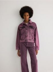 Denimowa kurtka Barbie™ z efektem sprania - fioletowy. Fioletowe kurtki damskie Reserved, l, bez wzorów, z denimu, bez kaptura. W wyprzedaży za 139.99 zł.