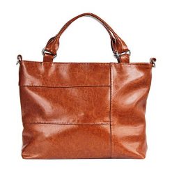 Torebka skórzana damska kuferek DAN-A T227 camel. Brązowe kuferki damskie DAN-A, ze skóry, bez dodatków. Za 199.99 zł.