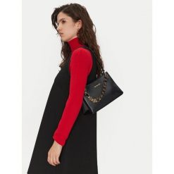 Torebka LOVE MOSCHINO. Czarne torebki klasyczne damskie Love Moschino, bez dodatków. Za 839.99 zł.