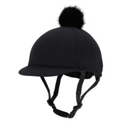 Czapka na kask jeździecki QHP Glitter. Czarne czapki z daszkiem damskie QHP, bez wzorów, z elastanu. Za 133.00 zł.