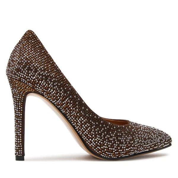 Szpilki GOE. Brązowe szpilki damskie GOE, bez wzorów, bez obcasa, na szpilce, bez zapięcia. Za 339.99 zł.