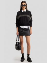 Spódnica damska jeansowa woskowana mini czarna Margaret 924. Czarne spódnice damskie Big Star, na co dzień, bez wzorów, z denimu, eleganckie, mini. W wyprzedaży za 139.99 zł.