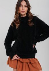 Czarny Sweter Wełniany Merrill. Czarne swetry klasyczne damskie Renee, l, z wełny, bez kołnierzyka. Za 79.99 zł.