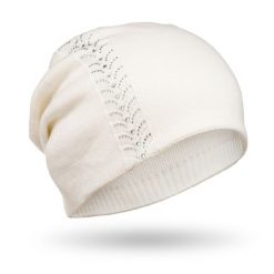 Czapka zimowa Peterson PTN HAT-03 biała. Białe czapki damskie Peterson, na zimę, z aplikacjami. Za 22.50 zł.