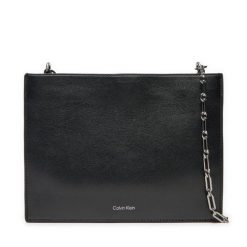 Torebka Calvin Klein. Czarne torebki wieczorowe damskie Calvin Klein, bez wzorów, bez dodatków. Za 309.99 zł.