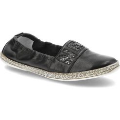 Czarne Espadryle Lemar Wygodne Skórzane Buty Damskie. Czarne espadryle damskie Lemar, z aplikacjami, ze skóry, bez obcasa, na obcasie. Za 159.00 zł.