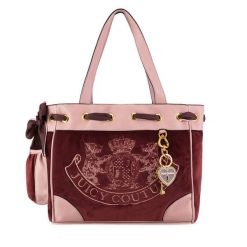 Torebka Juicy Couture. Czerwone torebki klasyczne damskie Juicy Couture, bez dodatków. Za 389.99 zł.