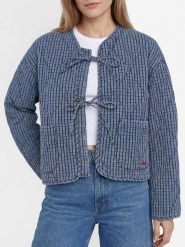 Levi's kurtka pikowana Kobiety niebieski, M. Niebieskie kurtki damskie Levi's, m, bez wzorów, z bawełny, bez kaptura. Za 379.95 zł.