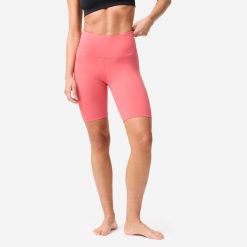 Legginsy krótkie do jogi i pilatesu Domyos. Czerwone legginsy damskie DOMYOS, m, bez wzorów, z elastanu, na fitness i siłownię. Za 69.99 zł.