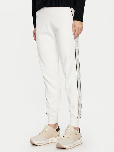 Liu Jo Sport Spodnie materiałowe TF4226 MS63L Biały Regular Fit. Białe spodnie materiałowe damskie Liu Jo Sport, l, bez wzorów, z materiału. Za 359.99 zł.