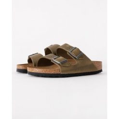 Klapki dorosłych Birkenstock Arizona Faded. Brązowe klapki damskie Birkenstock, bez wzorów, z materiału, bez obcasa, bez zapięcia. Za 522.90 zł.