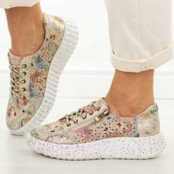 Złote skórzane półbuty damskie Vinceza 79604. Żółte półbuty damskie VINCEZA, na jesień, bez wzorów, z jeansu, z okrągłym noskiem, bez obcasa, na platformie, bez zapięcia. Za 269.00 zł.