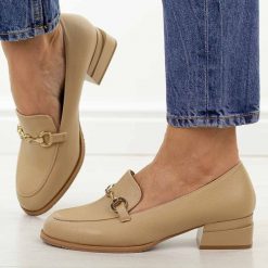 Beżowe półbuty damskie, mokasyny M.Daszyński Sa267-7. Brązowe mokasyny damskie M.Daszyński, na jesień, ze skóry, z okrągłym noskiem, bez obcasa. Za 199.00 zł.